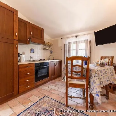 Gospodarstwo wiejskie Il Sodino 1738 - Locazione Turistica