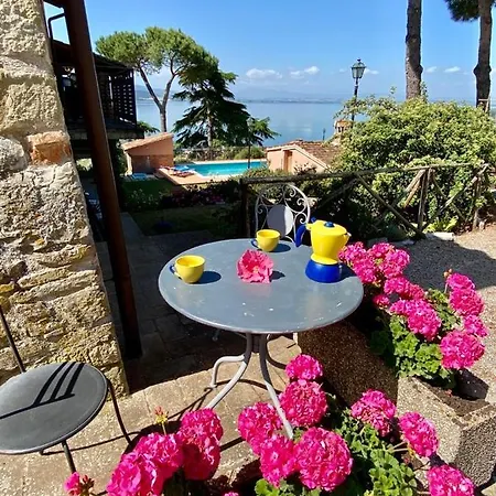 Gospodarstwo wiejskie Il Sodino 1738 - Locazione Turistica